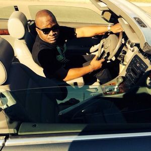 Meet your Posher, Beedoe